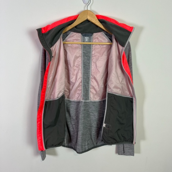 Title Nine Women’s Gray and Neon Coral Long Sleeve Zip Up Lightweight Jacket - Picture 5 of 6